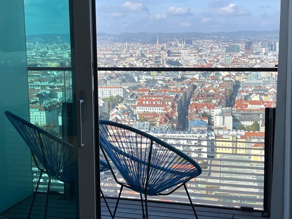 Triiiple Level 31 - Sonnenwohnen Apartment Mit Fantastischem Ausblick Und Parkplatz Vienna Exterior photo