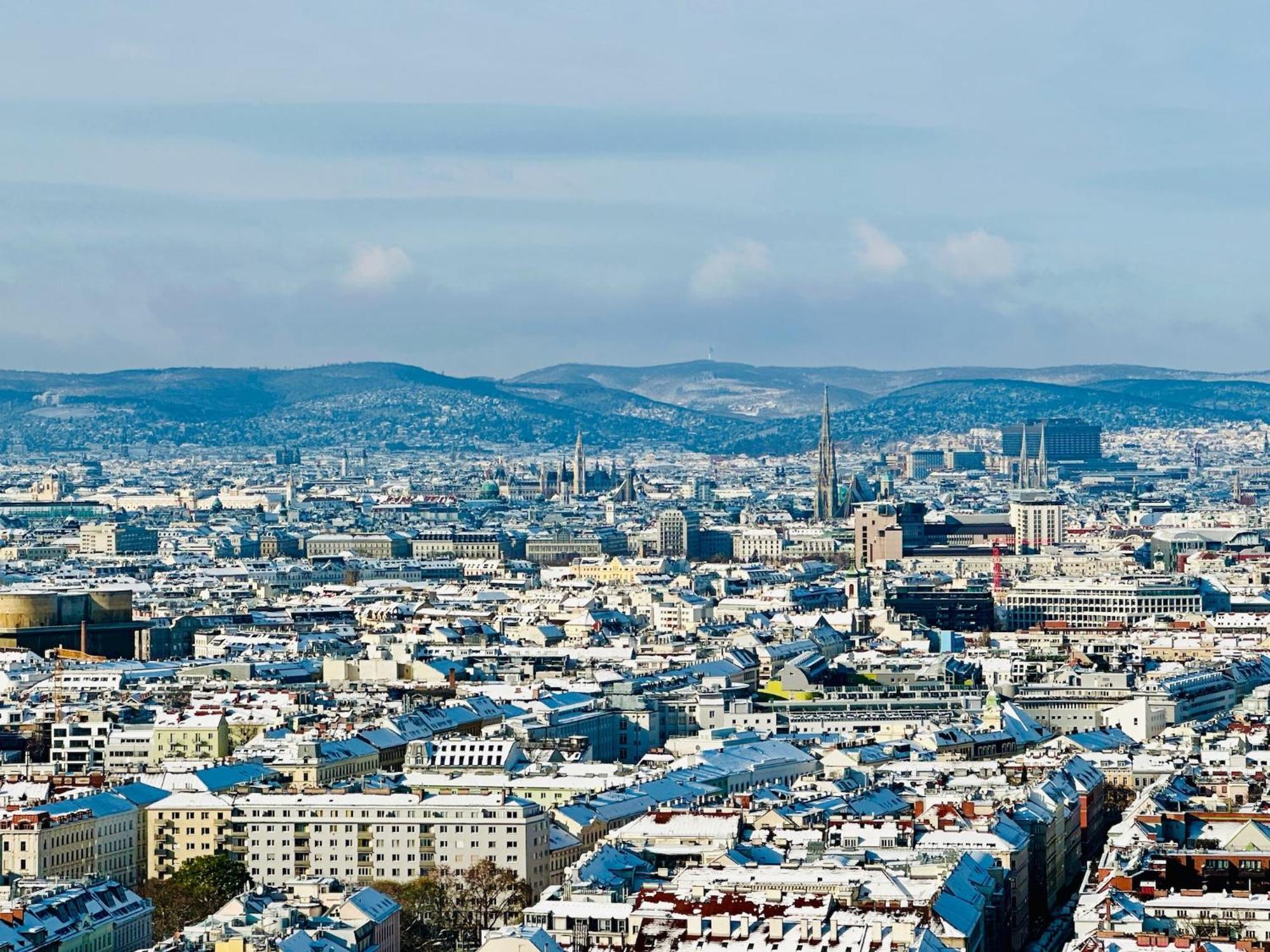 Triiiple Level 31 - Sonnenwohnen Apartment Mit Fantastischem Ausblick Und Parkplatz Vienna Exterior photo